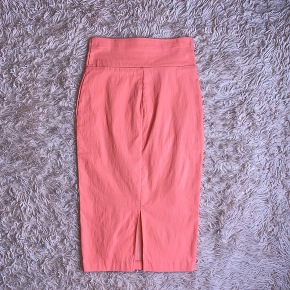 CORAL-PINK MIDI PENCIL SKIRT W/ BACK SLIT · SIZE M · NWOT - Picture 5 of 7